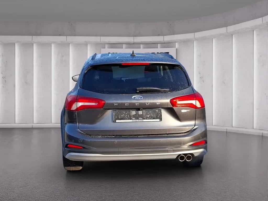 Ford Focus Active 1.0 EcoBoost Hybrid 92kW Turnier. E 03/2022-photo-3