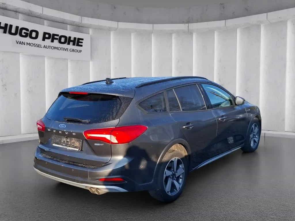 Ford Focus Active 1.0 EcoBoost Hybrid 92kW Turnier. E 03/2022-photo-4