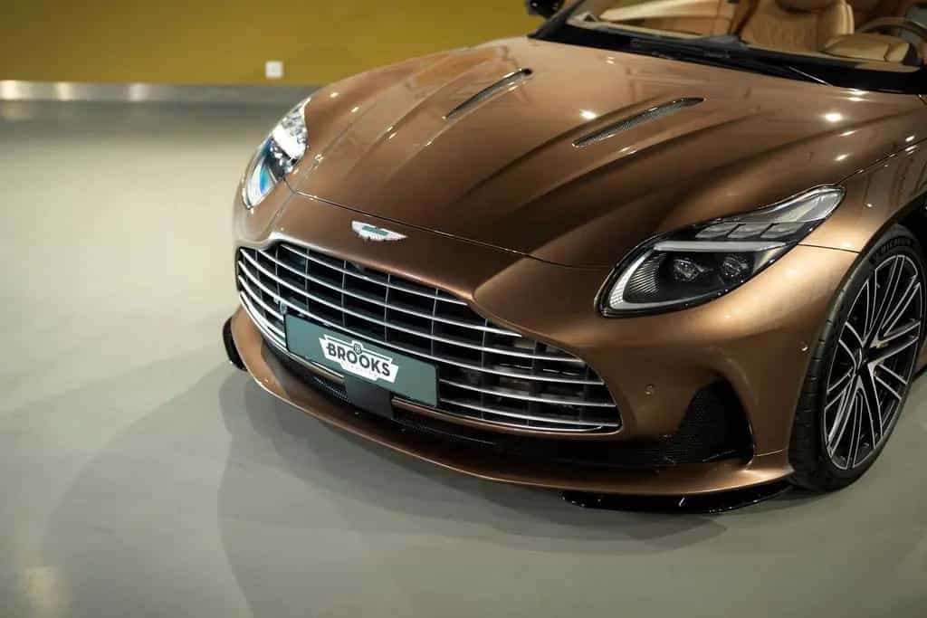 Aston Martin DB12 Volante 4.0 V8 4.0 V8 nur 1.806 km | Orgina 02/2024-photo-10