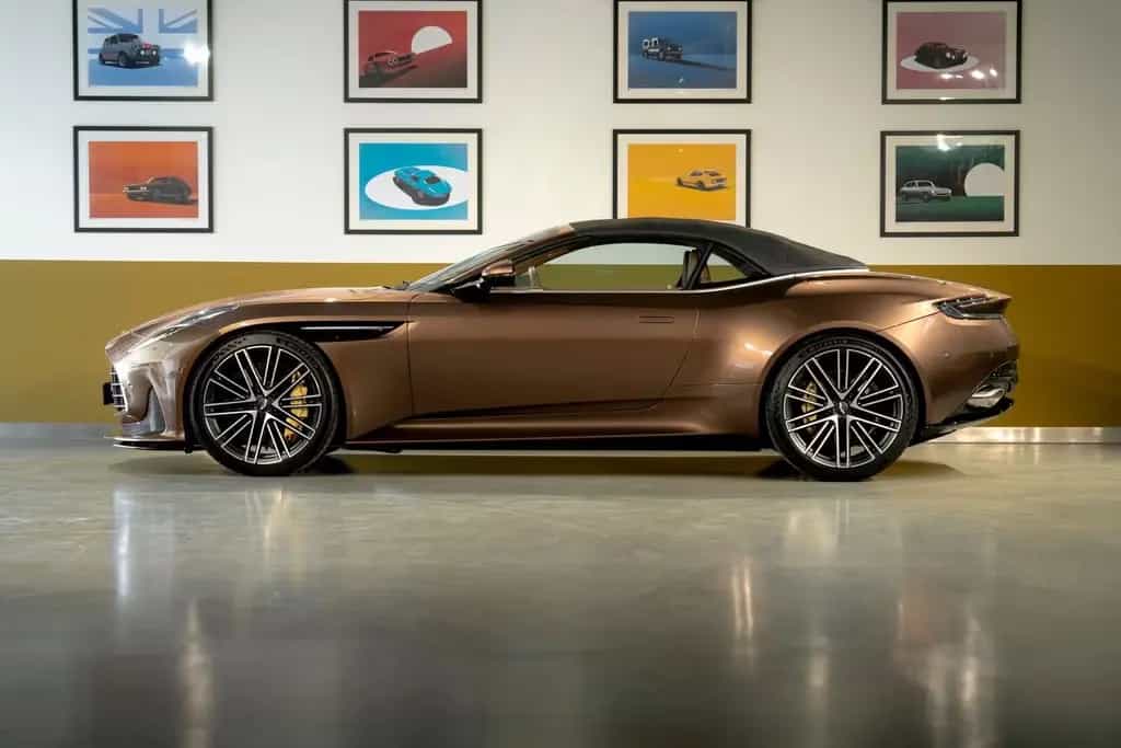 Aston Martin DB12 Volante 4.0 V8 4.0 V8 nur 1.806 km | Orgina 02/2024-photo-3