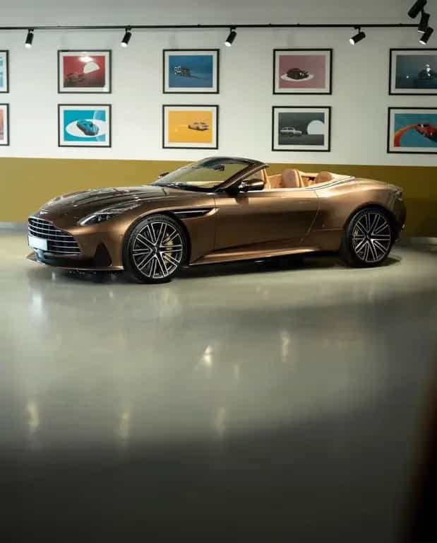 Aston Martin DB12 Volante 4.0 V8 4.0 V8 nur 1.806 km | Orgina 02/2024-photo-4