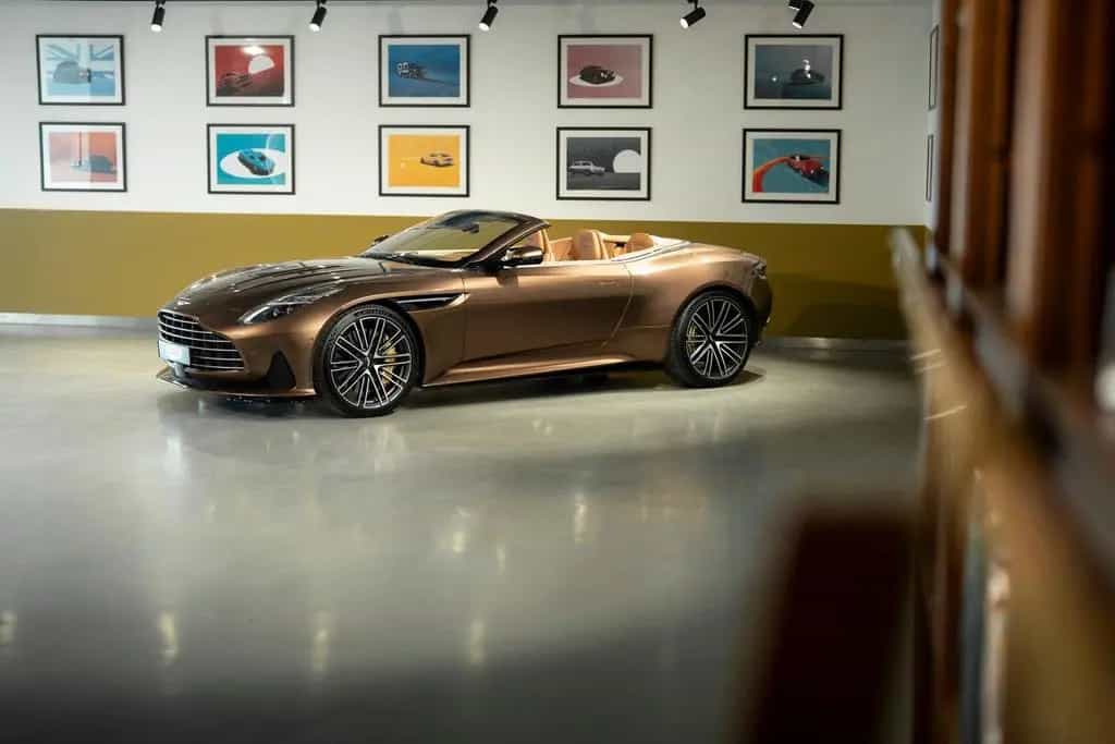 Aston Martin DB12 Volante 4.0 V8 4.0 V8 nur 1.806 km | Orgina 02/2024-photo-8