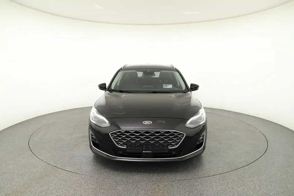 Ford Focus 1.5 EcoBoost Vignale LEDER+LED+NAVI+PANO+ 02/2019-photo-0