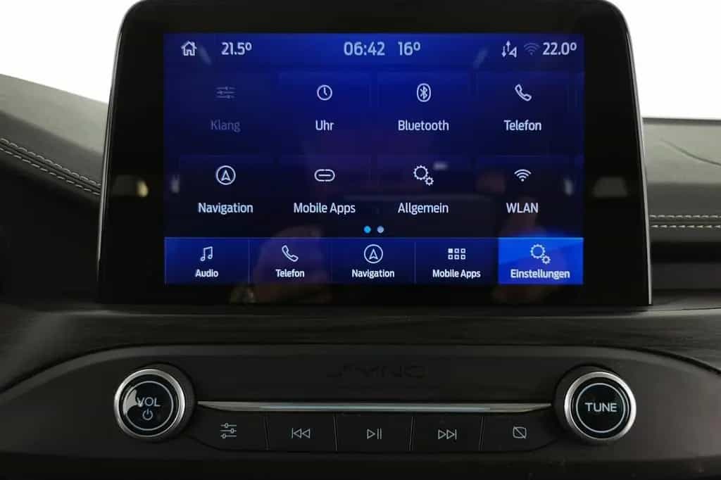 Ford Focus 1.5 EcoBoost Vignale LEDER+LED+NAVI+PANO+ 02/2019-photo-13