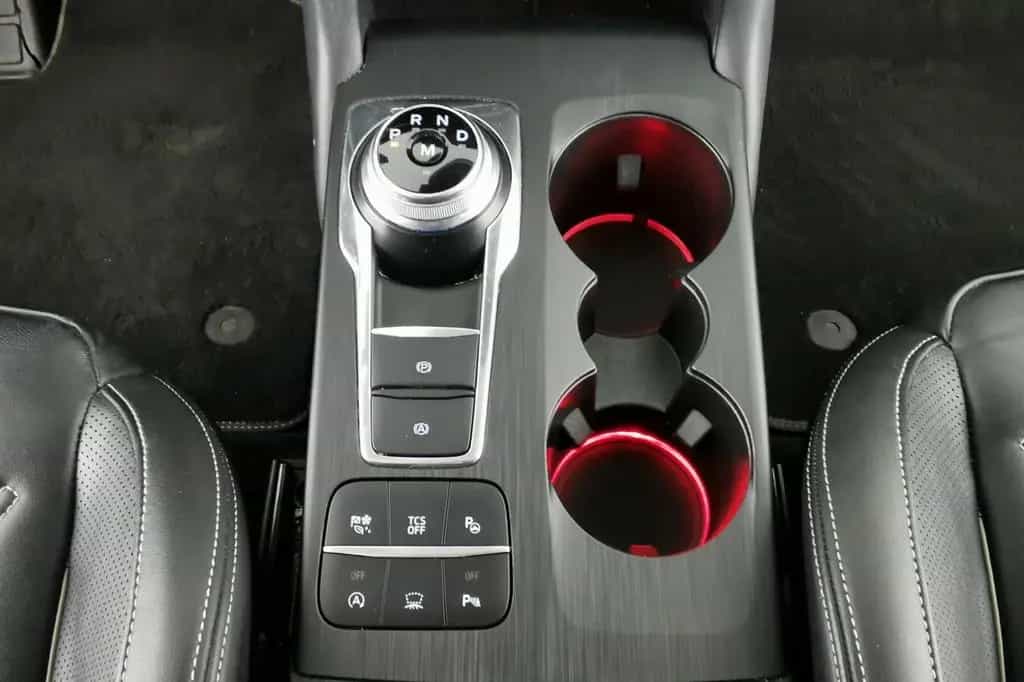 Ford Focus 1.5 EcoBoost Vignale LEDER+LED+NAVI+PANO+ 02/2019-photo-14