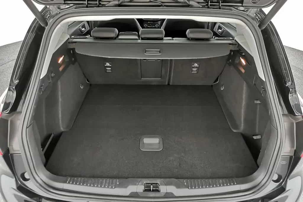 Ford Focus 1.5 EcoBoost Vignale LEDER+LED+NAVI+PANO+ 02/2019-photo-5