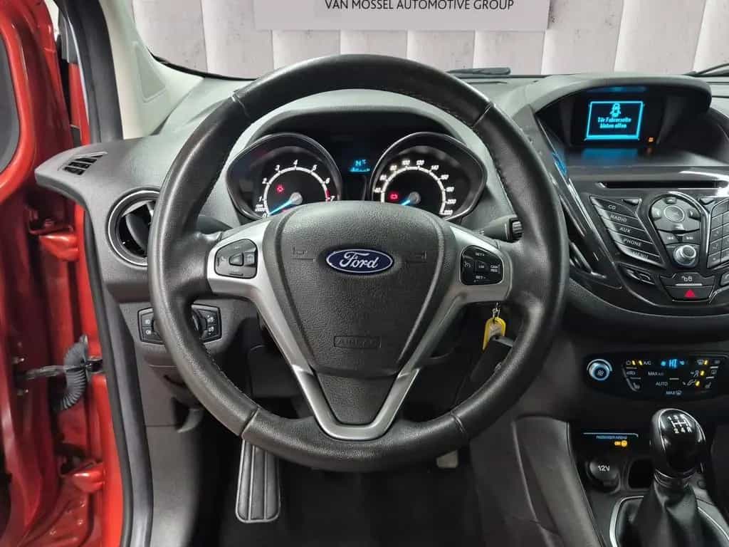 Ford Tourneo Courier Titanium 1.0 EcoBoost 11/2017-photo-12