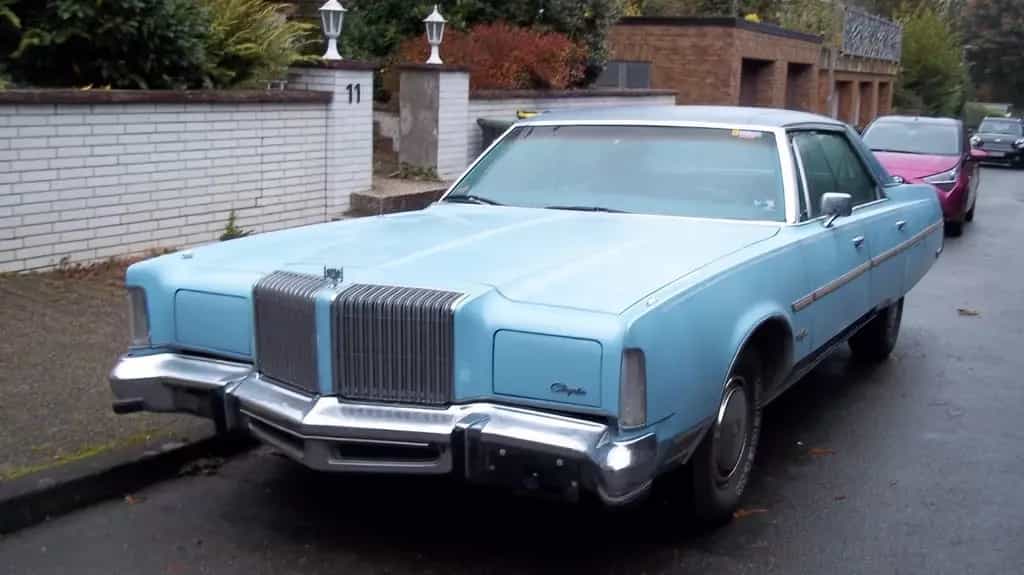 Chrysler New Yorker Brougham Big Block -77... 05/1977-photo-1