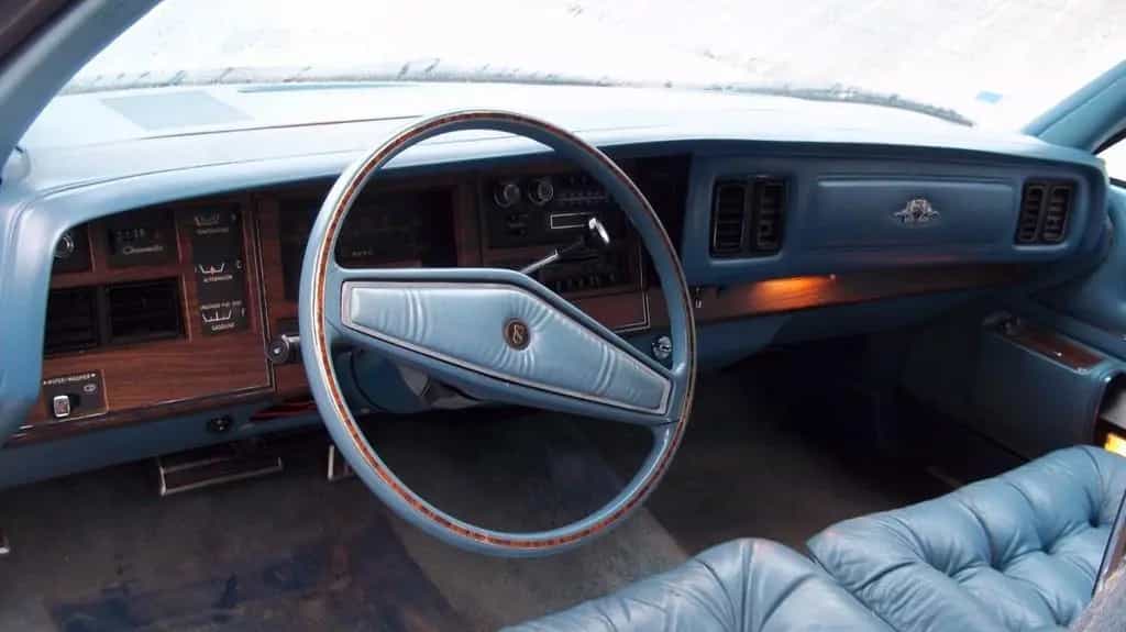 Chrysler New Yorker Brougham Big Block -77... 05/1977-photo-11