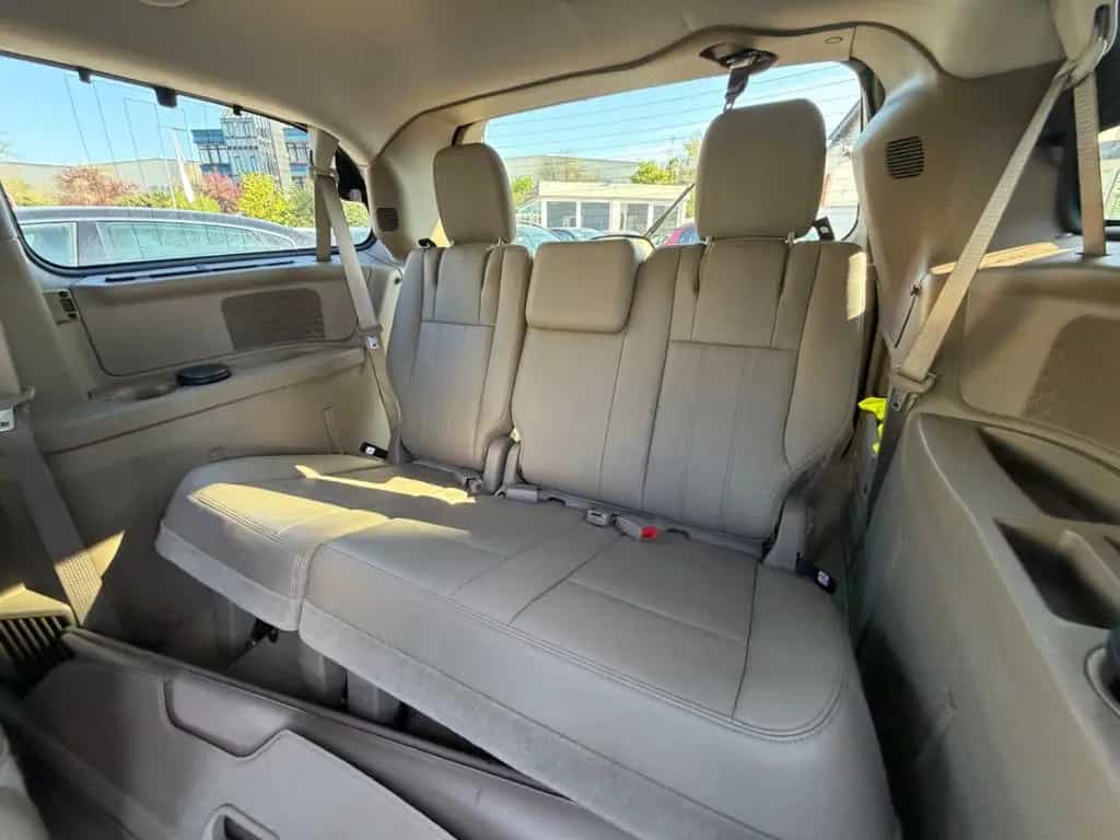 Lancia Voyager Gold/SD/7xSitzer/LEDER/DVD/KAMERA/VOLL 07/2013-photo-16