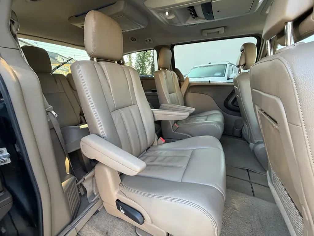 Lancia Voyager Gold/SD/7xSitzer/LEDER/DVD/KAMERA/VOLL 07/2013-photo-20