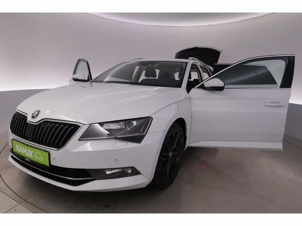 Skoda Superb 2.0TSI 4x4 Combi DSG Style+VIRTUAL+AHK 03/2019-photo-21