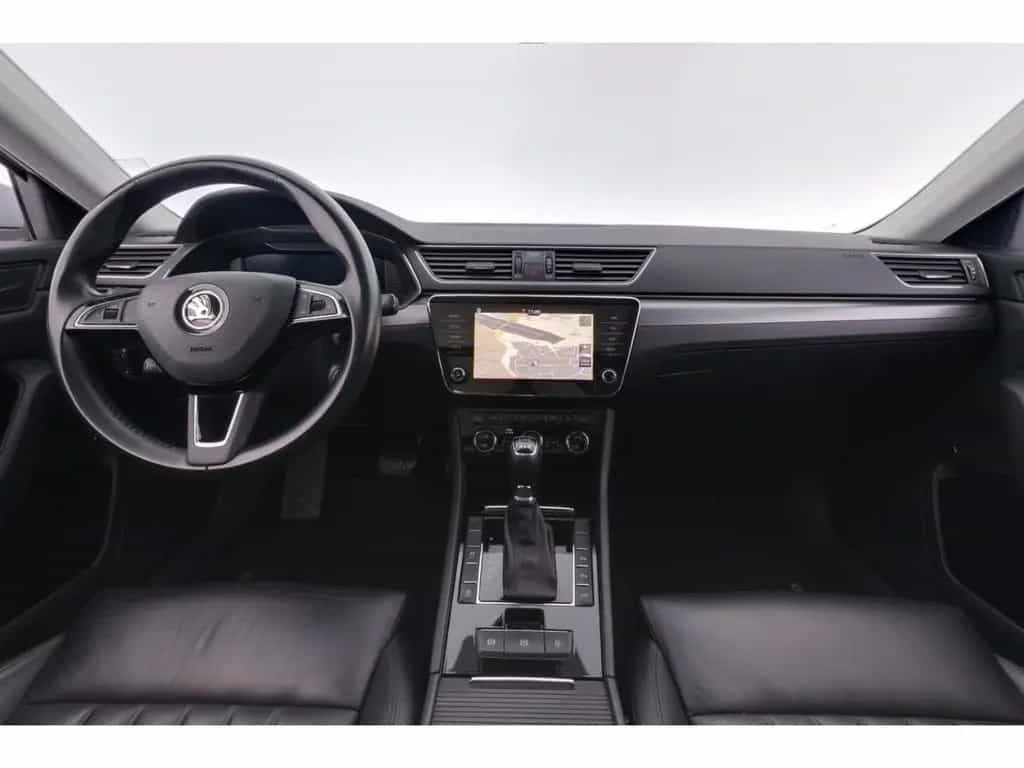 Skoda Superb 2.0TSI 4x4 Combi DSG Style+VIRTUAL+AHK 03/2019-photo-9