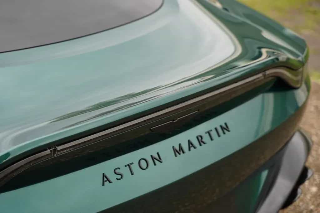 Aston Martin V8 Vantage 4.0 V8 03/2026-photo-14