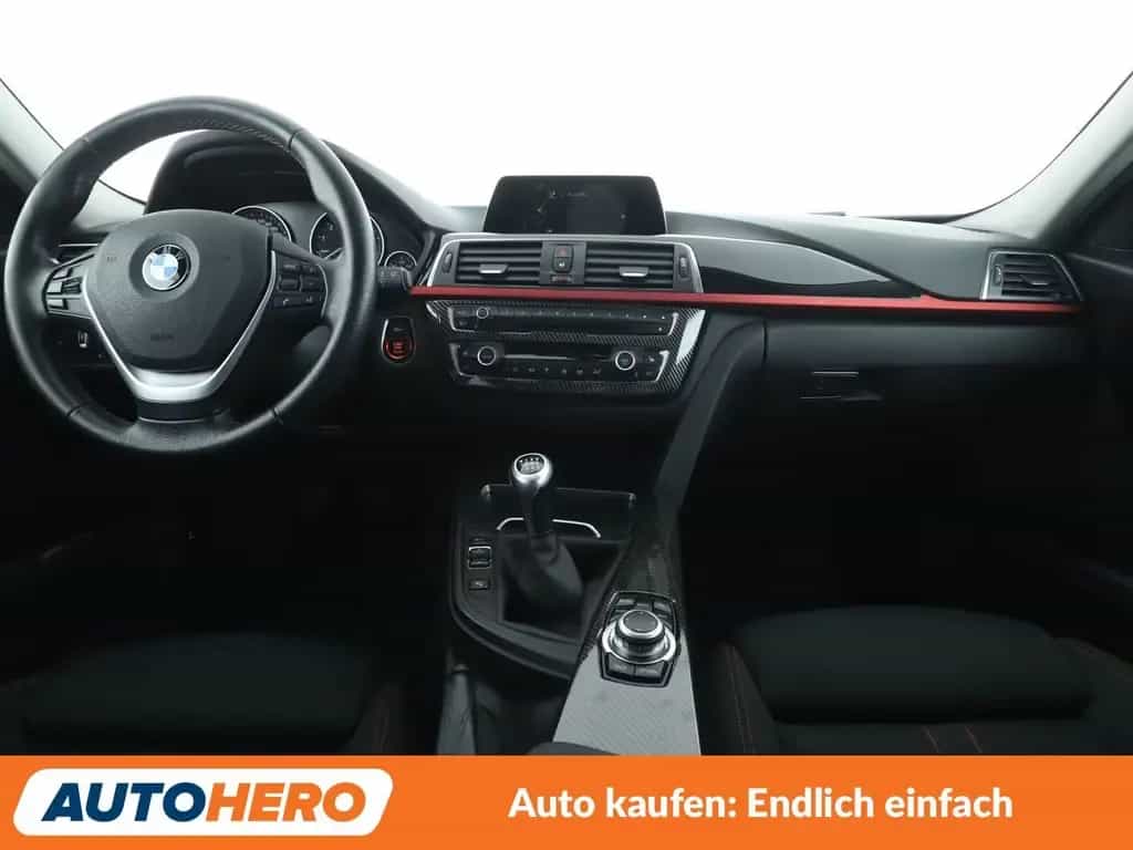 BMW 3 Series 330i Sport Line *NAVI*LED*HUD*CAM*TEMPO*SHZ*ALU* 05/2016-photo-11