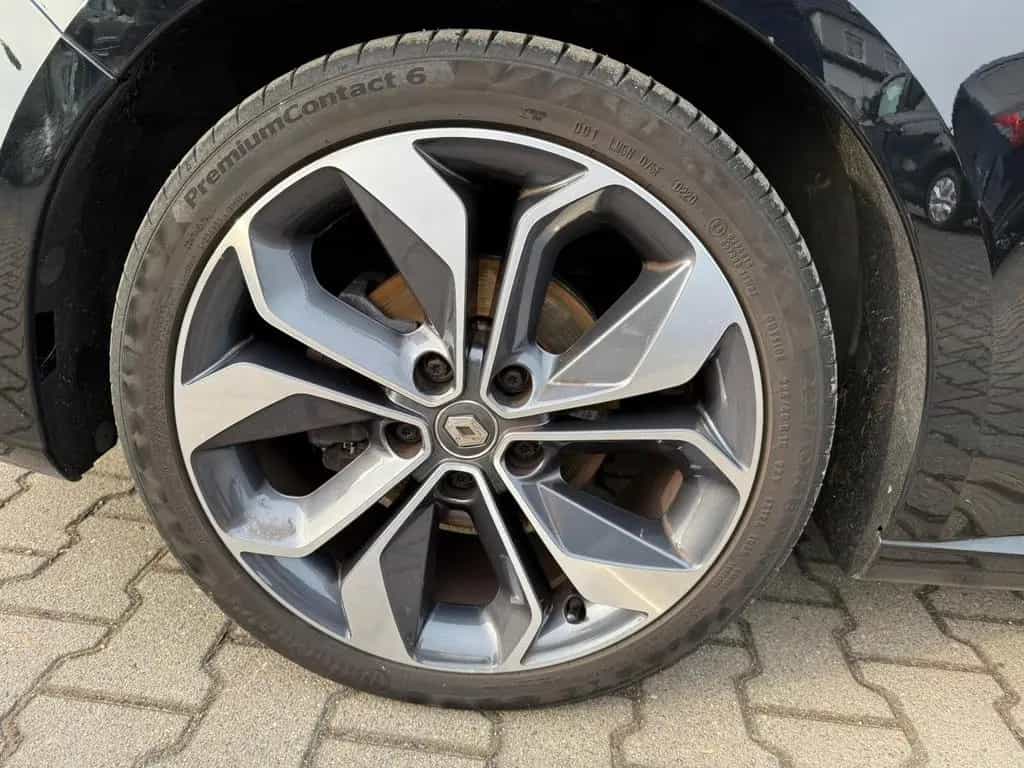 Renault Megane IV Lim. 5-trg. BOSE-Edition / 2.Hand 06/2018-photo-11