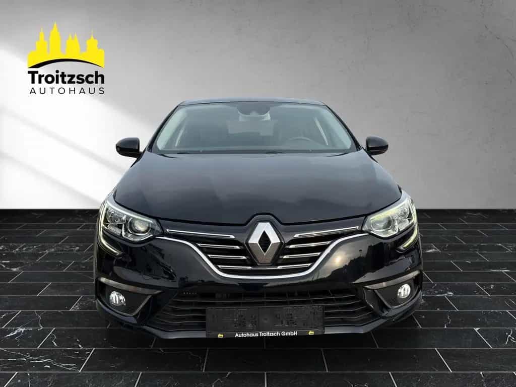 Renault Megane IV Lim. 5-trg. BOSE-Edition / 2.Hand 06/2018-photo-6