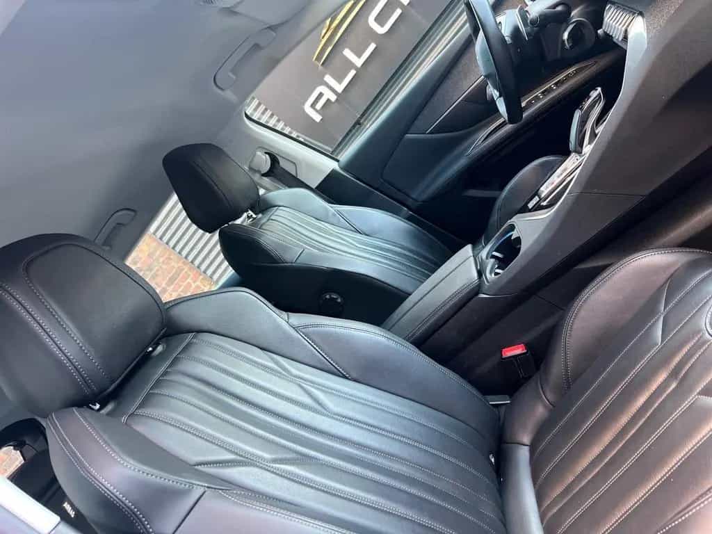 Peugeot 3008 Allure*Klima ToT*Wink Tempo*Navi*1.J.Garan 12/2019-photo-12