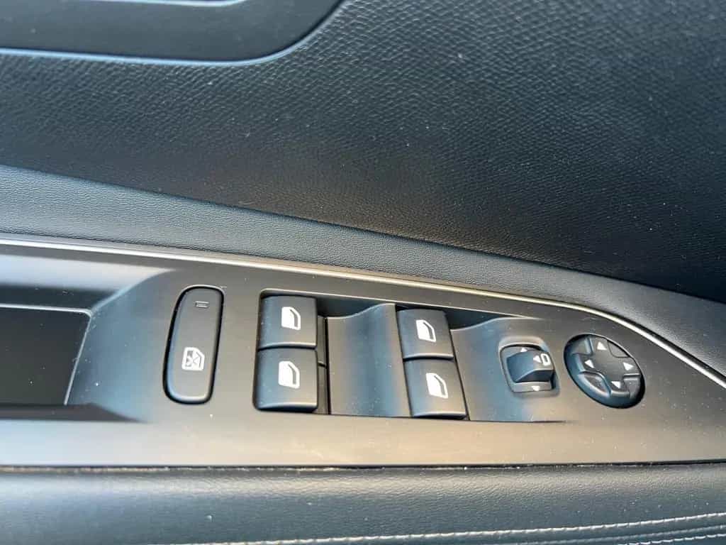 Peugeot 3008 Allure*Klima ToT*Wink Tempo*Navi*1.J.Garan 12/2019-photo-20