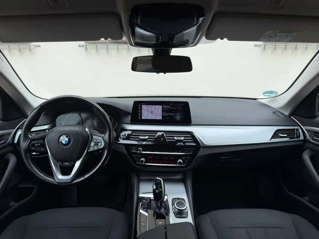 BMW 5 Series 520d TOURING G31 FACELIFT STANDH. AHK RFK SHZ 11/2020-photo-12