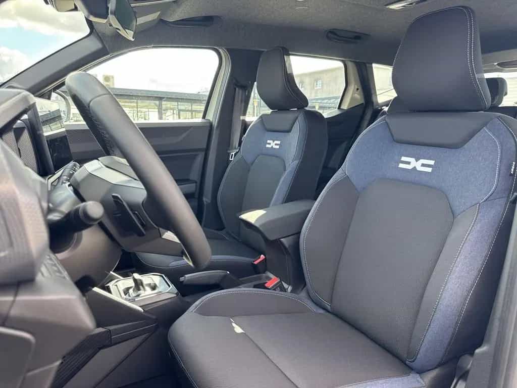 Dacia Duster EXPRESSION ECO-G 120 AUTO SHZ+PDC+KAMERA 03/2026-photo-8