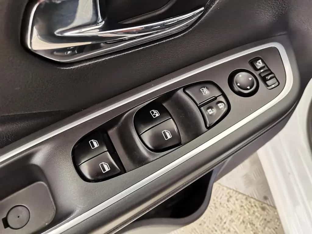 Nissan Micra 1.0 12V N-Sport SHZ|RFK|PDC|17Zoll 03/2019-photo-11