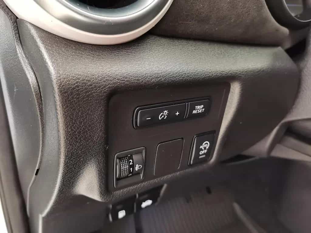 Nissan Micra 1.0 12V N-Sport SHZ|RFK|PDC|17Zoll 03/2019-photo-12