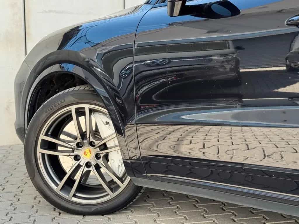 Porsche Cayenne Turbo/PDLS+/Bose/Allradlenk/AHK/APPROVED 08/2018-photo-1