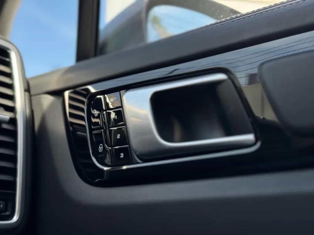 Porsche Cayenne Turbo/PDLS+/Bose/Allradlenk/AHK/APPROVED 08/2018-photo-15