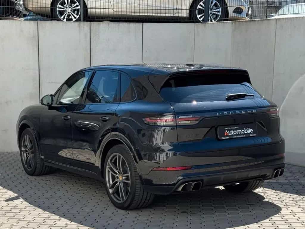 Porsche Cayenne Turbo/PDLS+/Bose/Allradlenk/AHK/APPROVED 08/2018-photo-2