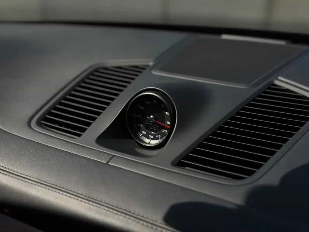 Porsche Cayenne Turbo/PDLS+/Bose/Allradlenk/AHK/APPROVED 08/2018-photo-23