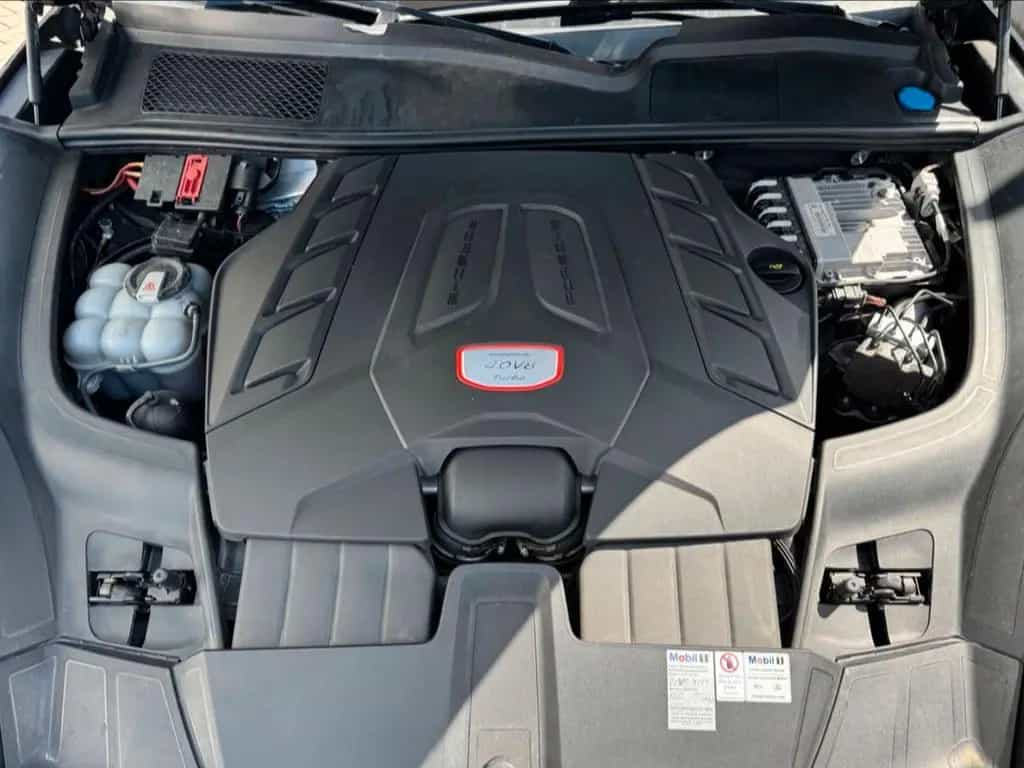 Porsche Cayenne Turbo/PDLS+/Bose/Allradlenk/AHK/APPROVED 08/2018-photo-24