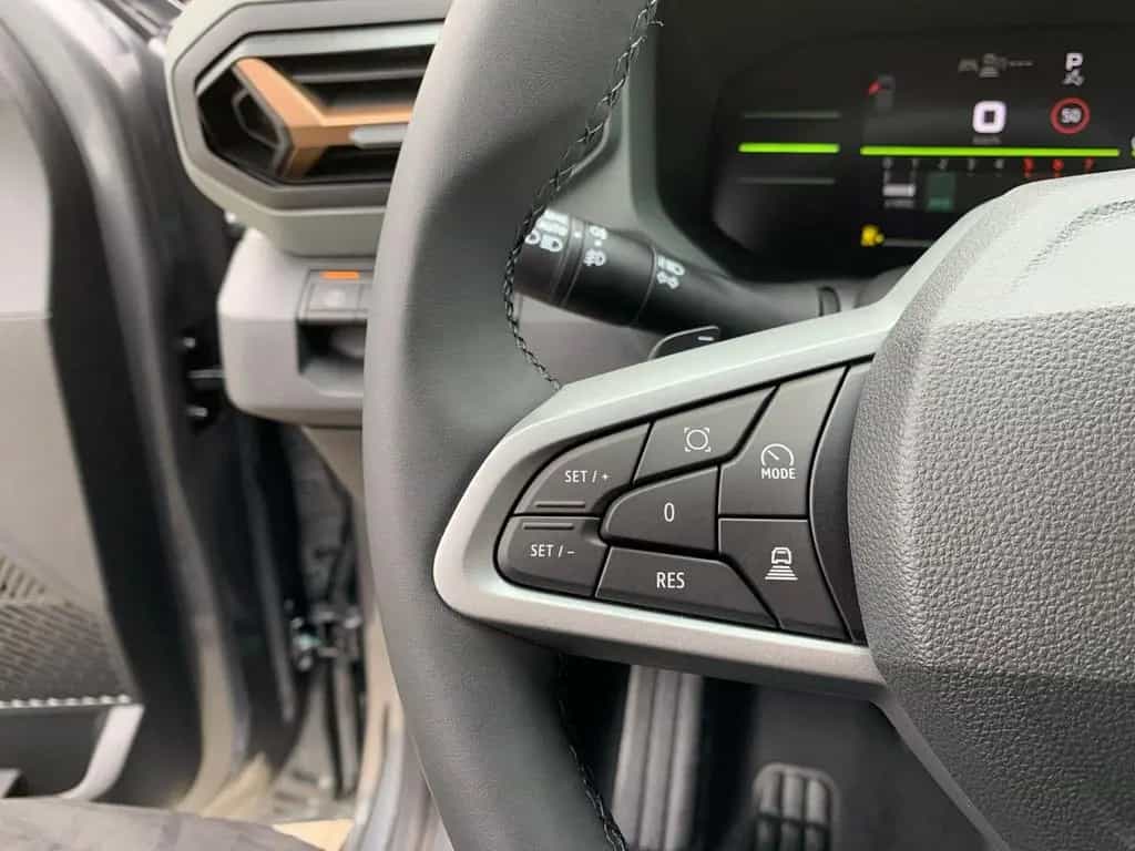 Dacia Duster EXTREME ECO-G 120 AUTO ACC+SHZ+KLIMA+NAVI 04/2026-photo-21