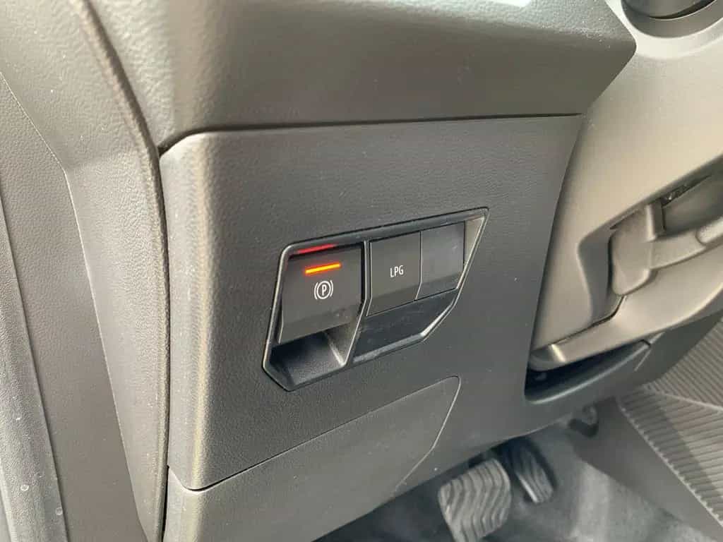 Dacia Duster EXTREME ECO-G 120 AUTO ACC+SHZ+KLIMA+NAVI 04/2026-photo-27