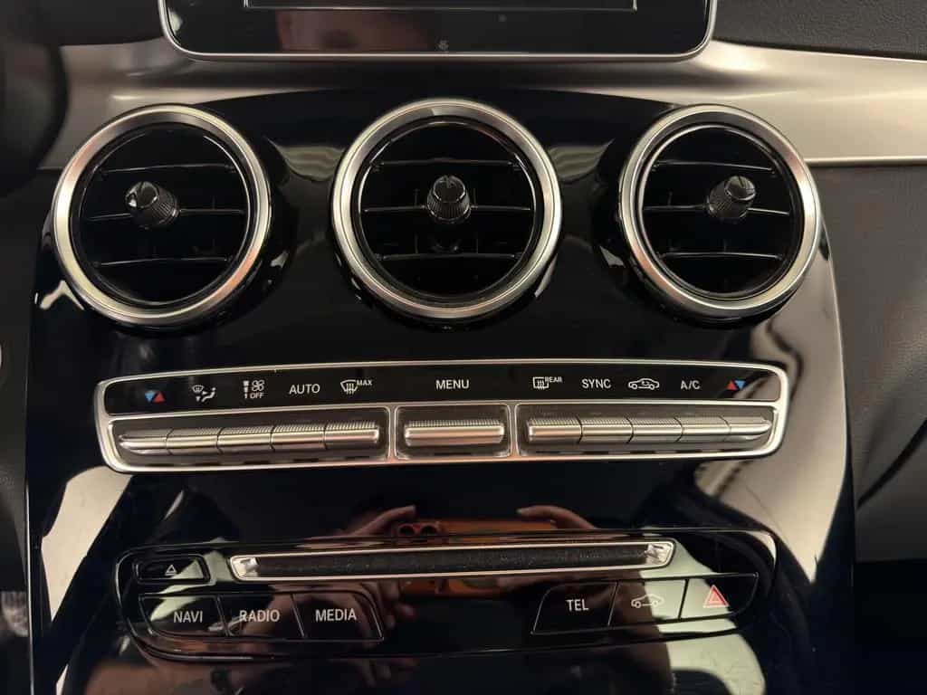 Mercedes-Benz GLC-Class 250 4Matic *EXCLUSIV*NAVI*LED*AHK 04/2019-photo-14