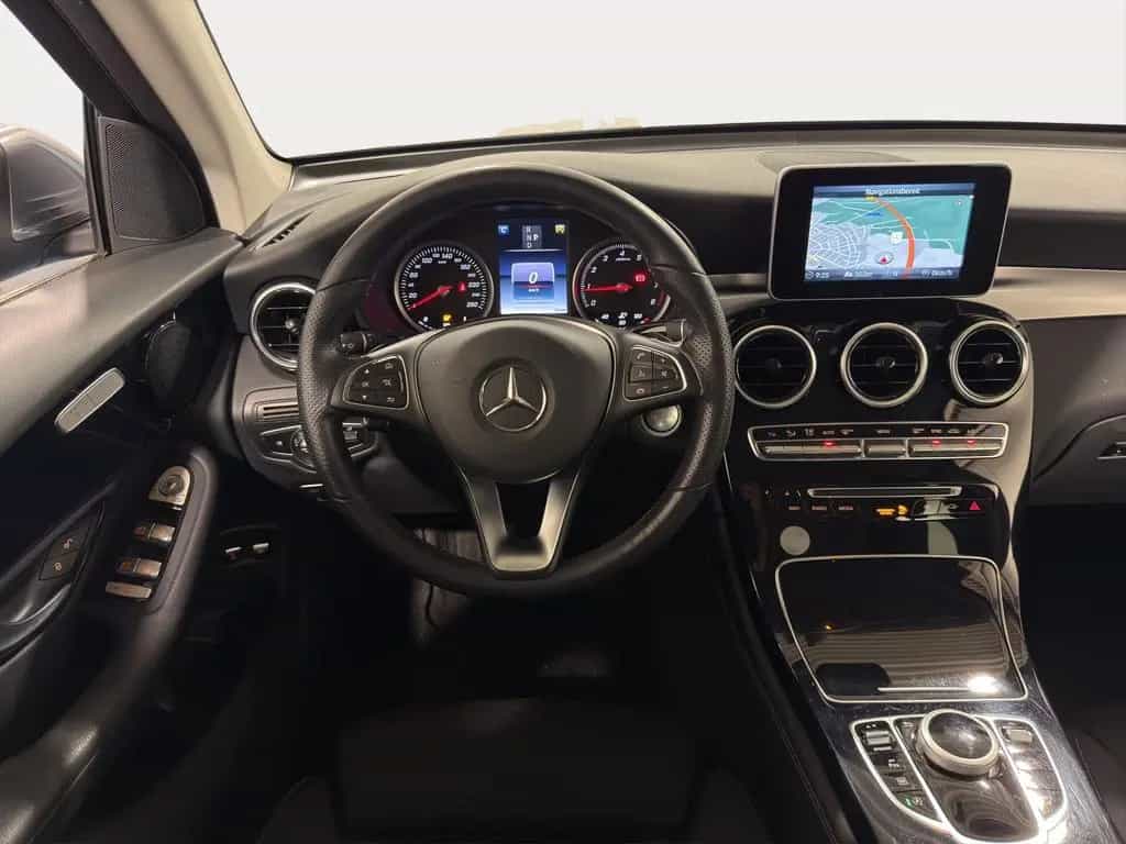 Mercedes-Benz GLC-Class 250 4Matic *EXCLUSIV*NAVI*LED*AHK 04/2019-photo-2