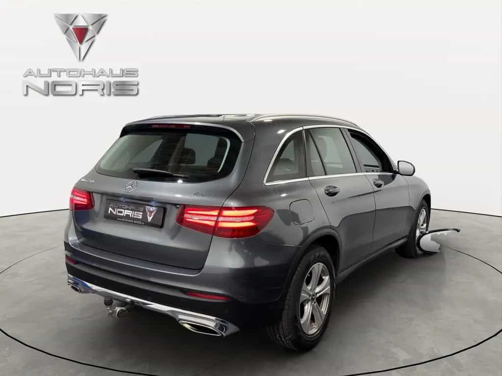 Mercedes-Benz GLC-Class 250 4Matic *EXCLUSIV*NAVI*LED*AHK 04/2019-photo-5