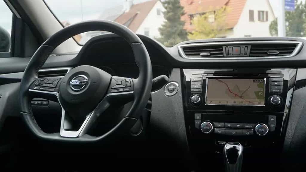 Nissan Qashqai N-Connecta 360°Kamera SHZ Klima PDC 07/2020-photo-12
