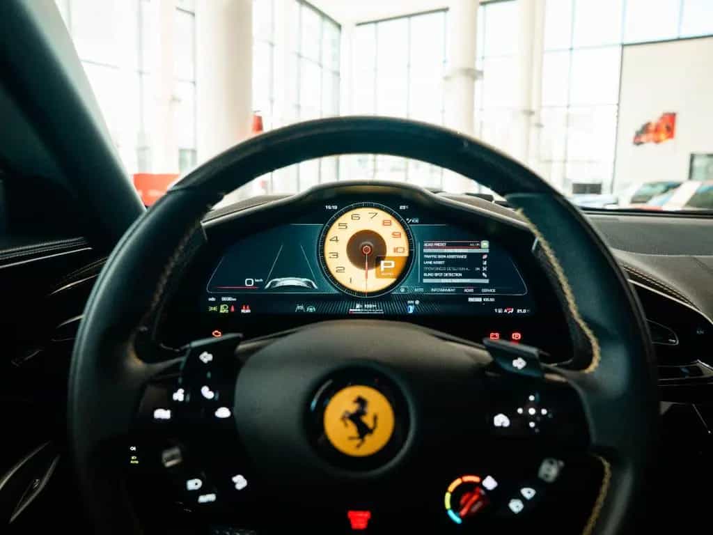 Ferrari Purosangue Panoramadach*Burmester*360°-View 02/2025-photo-19