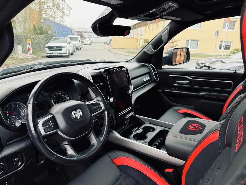 Dodge V8*12"RADIO*PANO*AHK*NAVI*LONG*ROLLBAR*OFFROAD 01/2023-photo-31