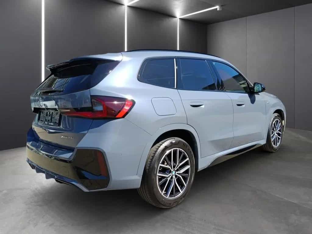 BMW X1 xDrive23d M SPORTPAKET+PANORAMA+HEAD UP+DR.AS 03/2023-photo-4