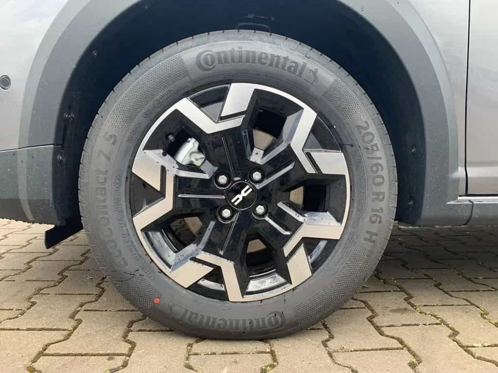 Dacia Jogger JOURNEY ECO-G 120 AUTO SHZ+PDC+KAMERA+NAV 03/2026-photo-12