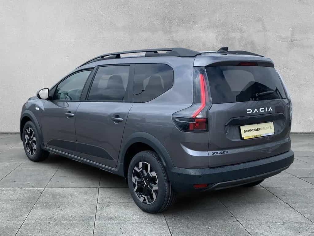 Dacia Jogger JOURNEY ECO-G 120 AUTO SHZ+PDC+KAMERA+NAV 03/2026-photo-2