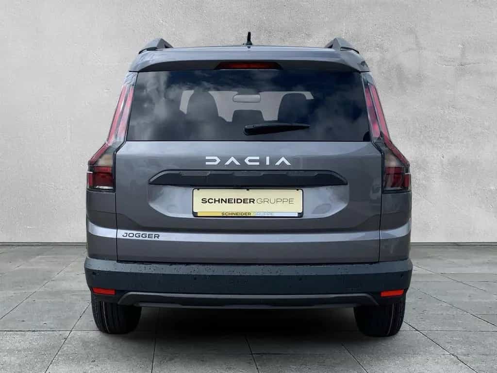 Dacia Jogger JOURNEY ECO-G 120 AUTO SHZ+PDC+KAMERA+NAV 03/2026-photo-3