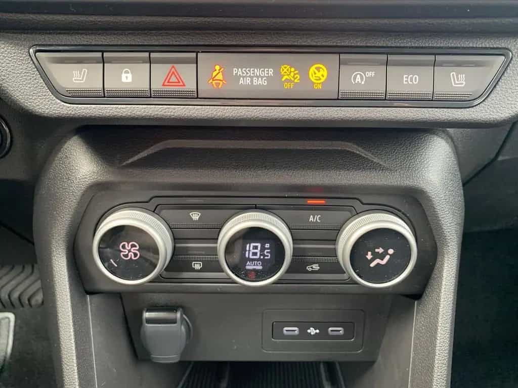 Dacia Jogger JOURNEY ECO-G 120 AUTO SHZ+PDC+KAMERA+NAV 03/2026-photo-30