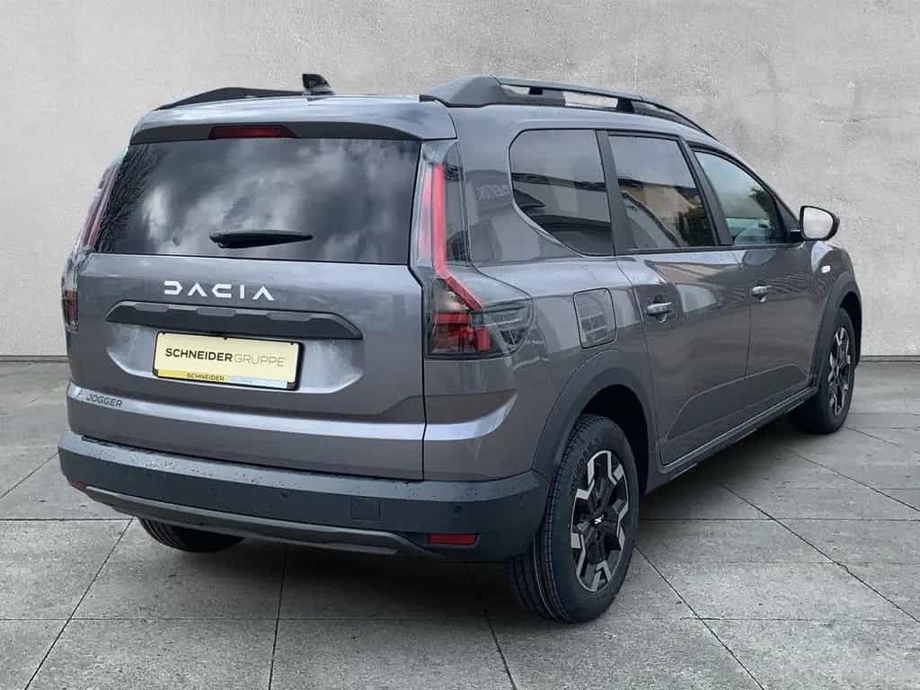 Dacia Jogger JOURNEY ECO-G 120 AUTO SHZ+PDC+KAMERA+NAV 03/2026-photo-4