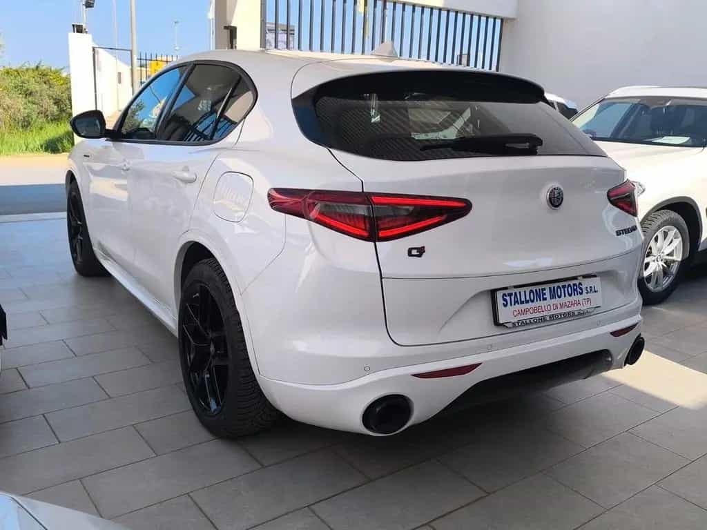 Alfa Romeo Stelvio 2.2CC 210CV AT8 Q4 Veloce 202 06/2020-photo-4