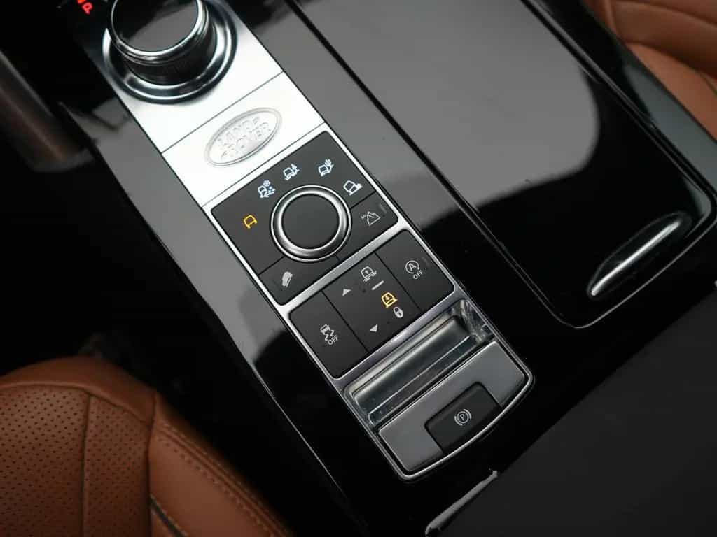 Land Rover Discovery HSE,LED,LUFT,PANO,MEMO,MERIDIA,AHK,7P 07/2019-photo-27