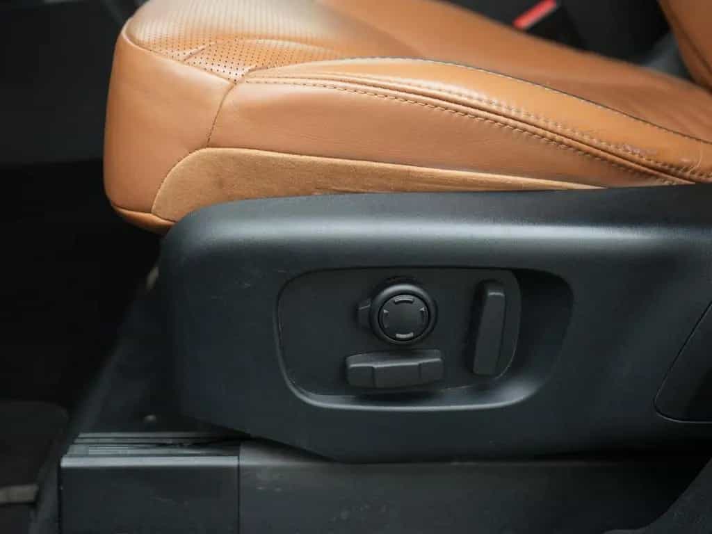 Land Rover Discovery HSE,LED,LUFT,PANO,MEMO,MERIDIA,AHK,7P 07/2019-photo-28