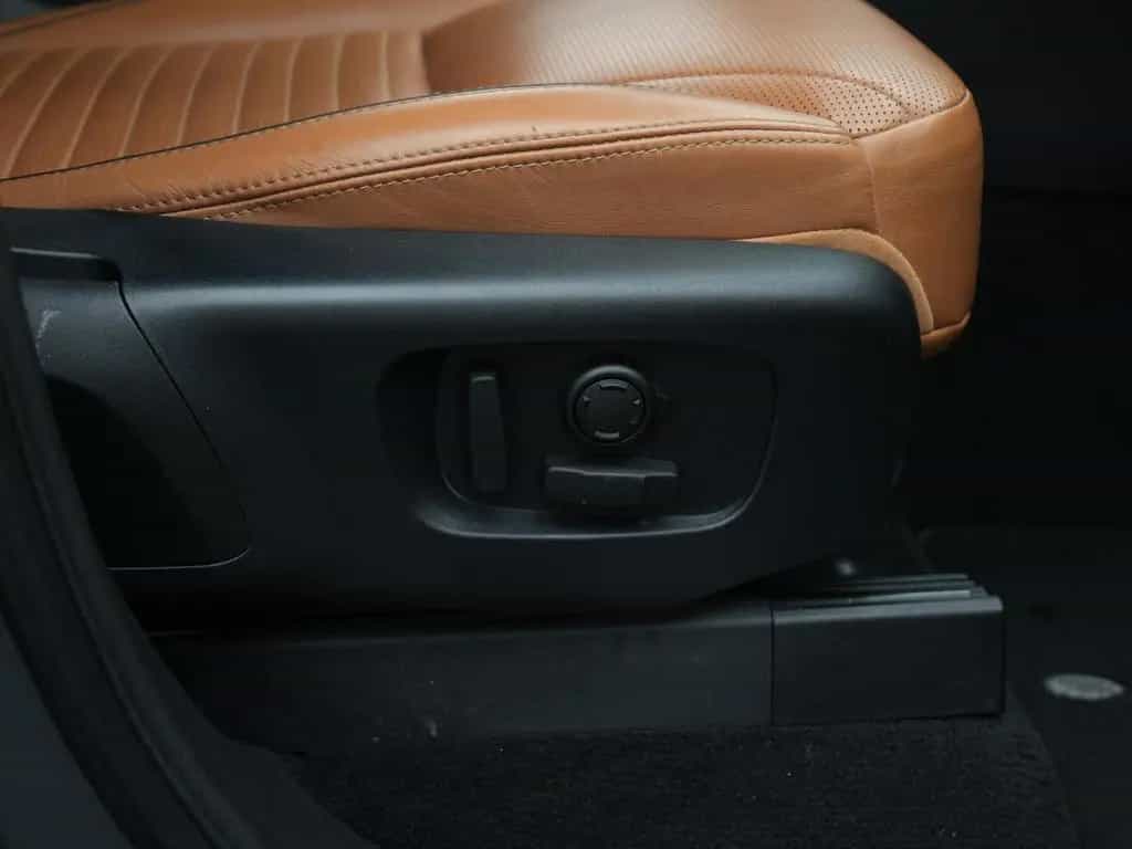 Land Rover Discovery HSE,LED,LUFT,PANO,MEMO,MERIDIA,AHK,7P 07/2019-photo-30